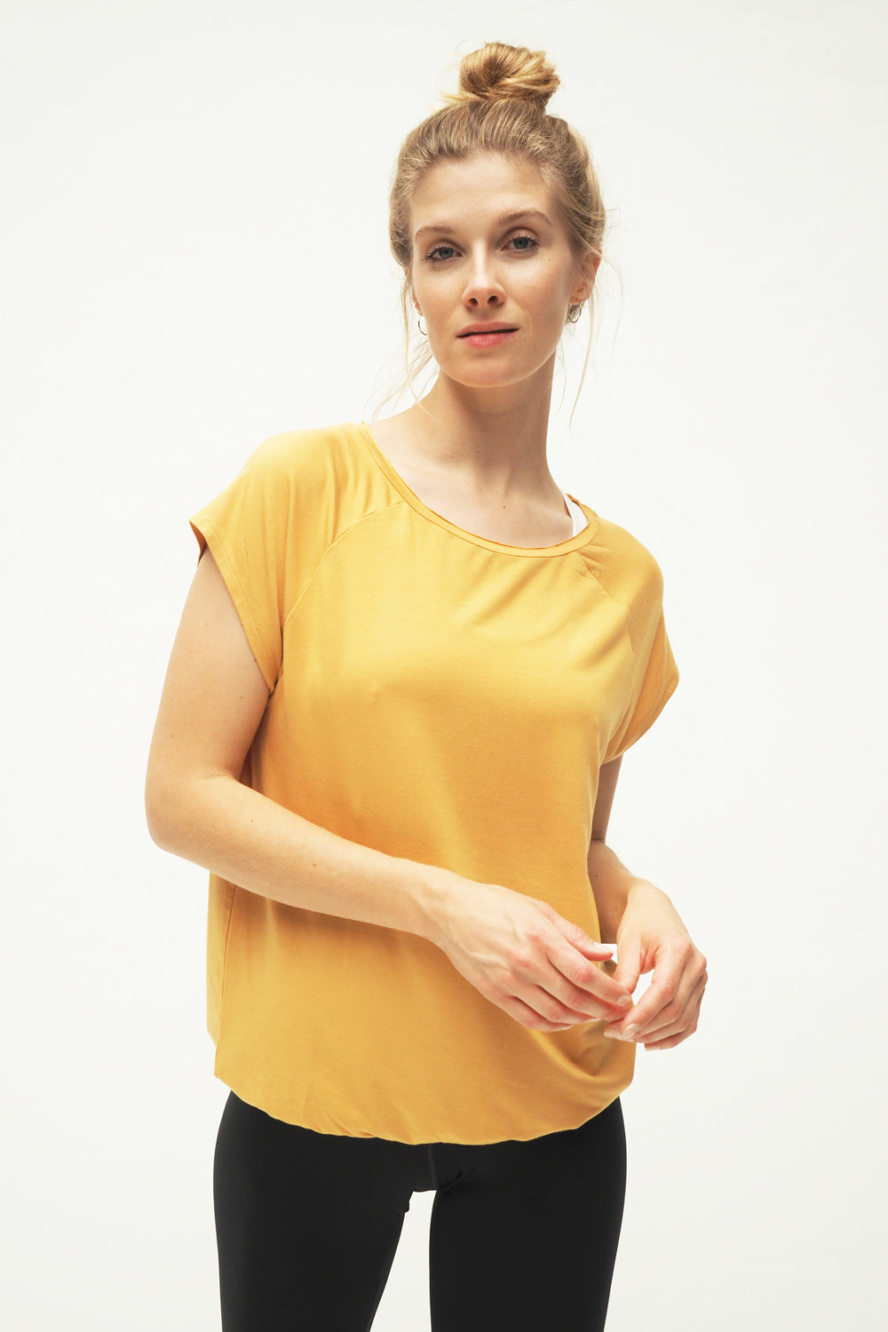 Yoga Tee Jiva - Desert-Kismet Yogastyle-front