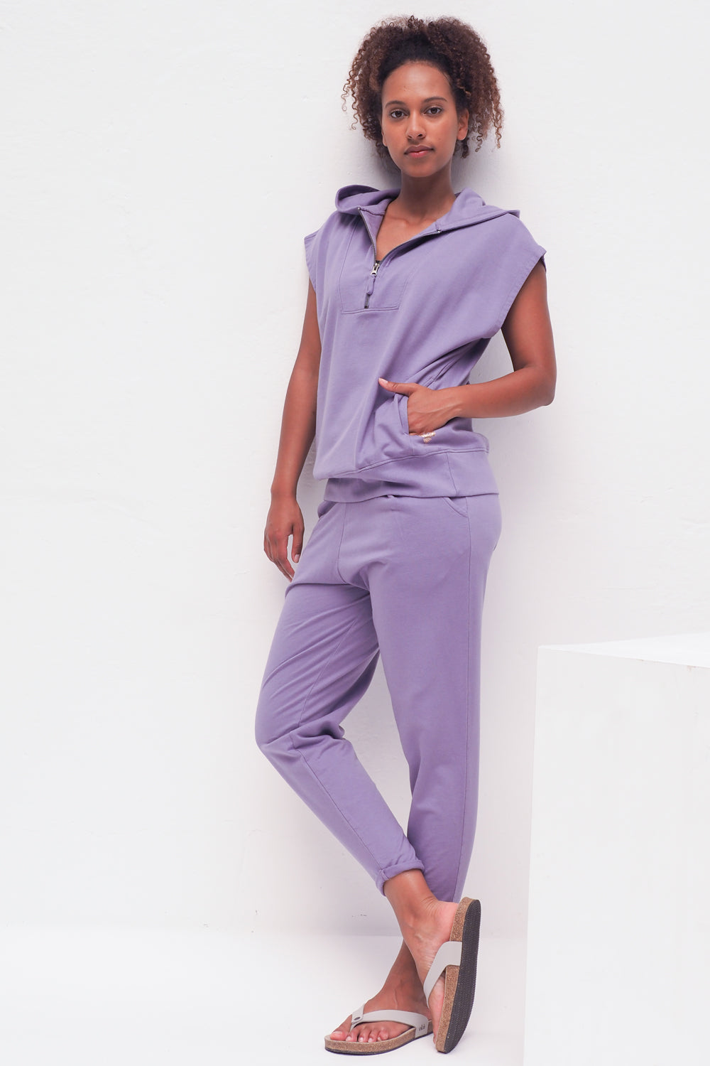 Sweater Hoodie - violet