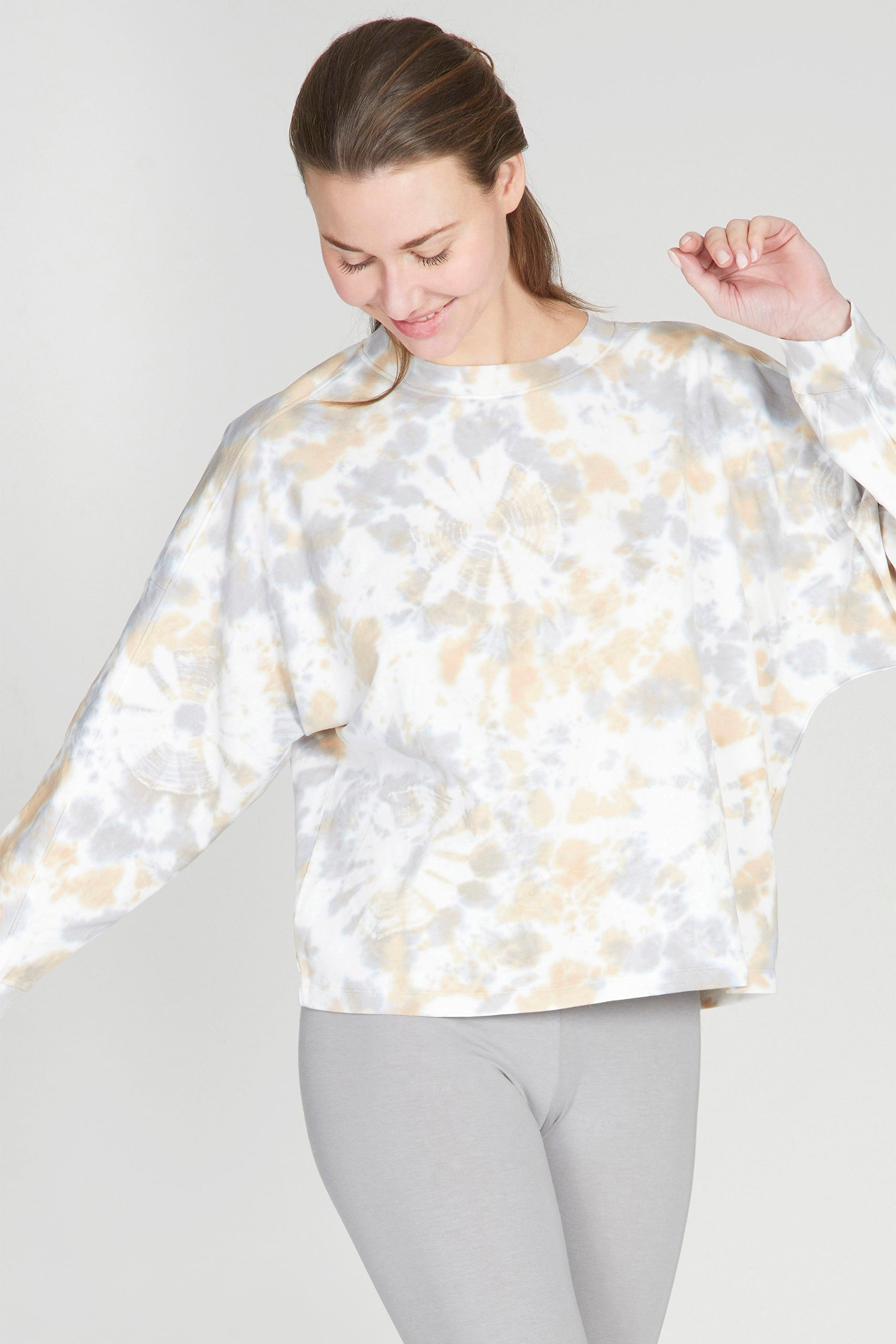 Sweater Stone Sand Batik