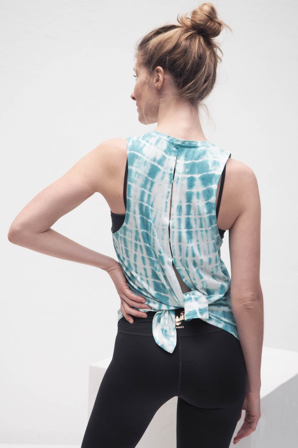 Shakti Tank_batik turquoise_Kismet Yogastyle