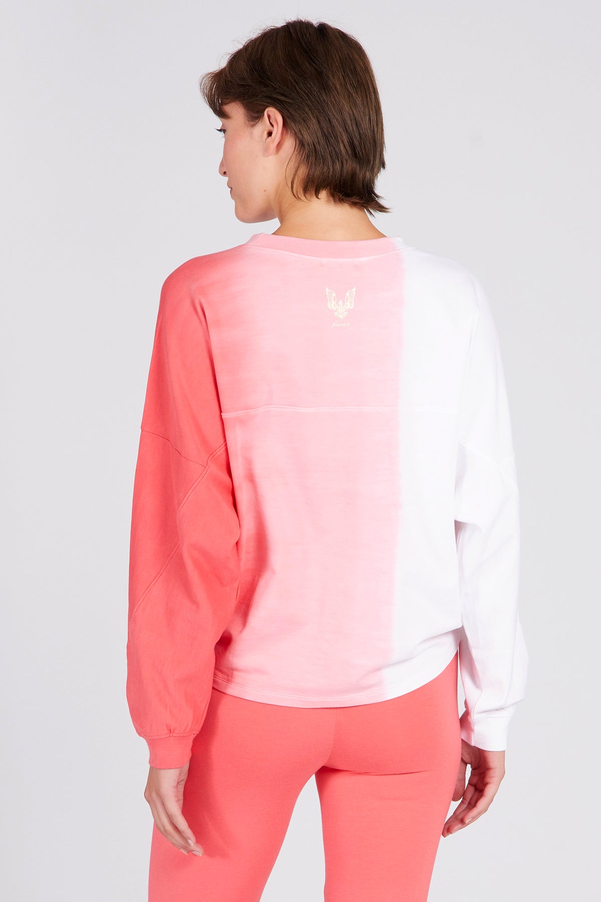 Sweater pink kiss batik
